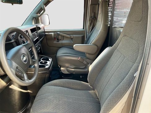 Used 2023 Chevrolet Express 2500 w/ Driver Convenience Package image 19