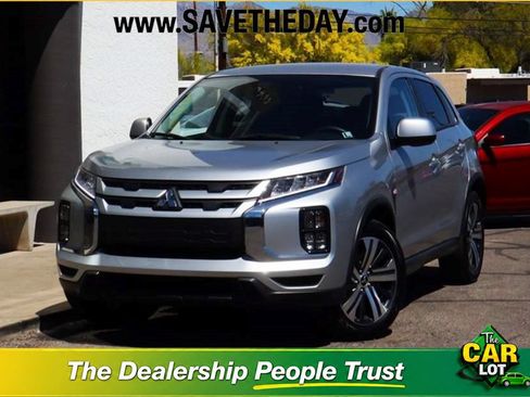 Used 2025 Mitsubishi Outlander Sport AWD image 1
