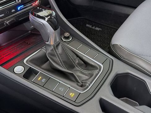 New 2025 Volkswagen Jetta SEL FWD image 19