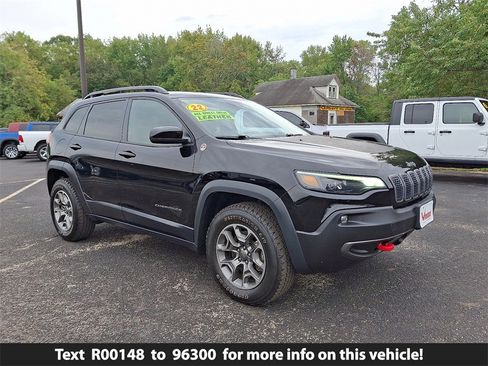 Used 2022 Jeep Cherokee Trailhawk w/ Sun, Sound & Nav Group image 1