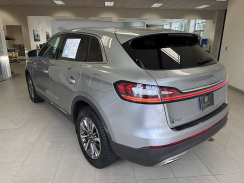 Used 2023 Lincoln Nautilus AWD w/ Premium Package image 6
