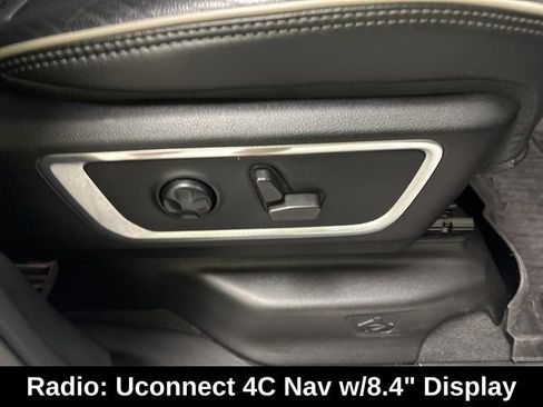 Used 2021 RAM 1500 Laramie AWD/4WD image 11