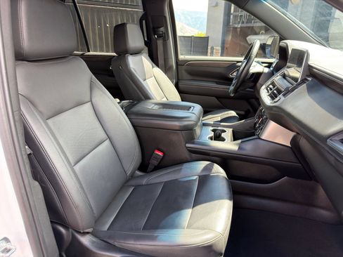 Used 2024 Chevrolet Tahoe LT AWD/4WD image 12