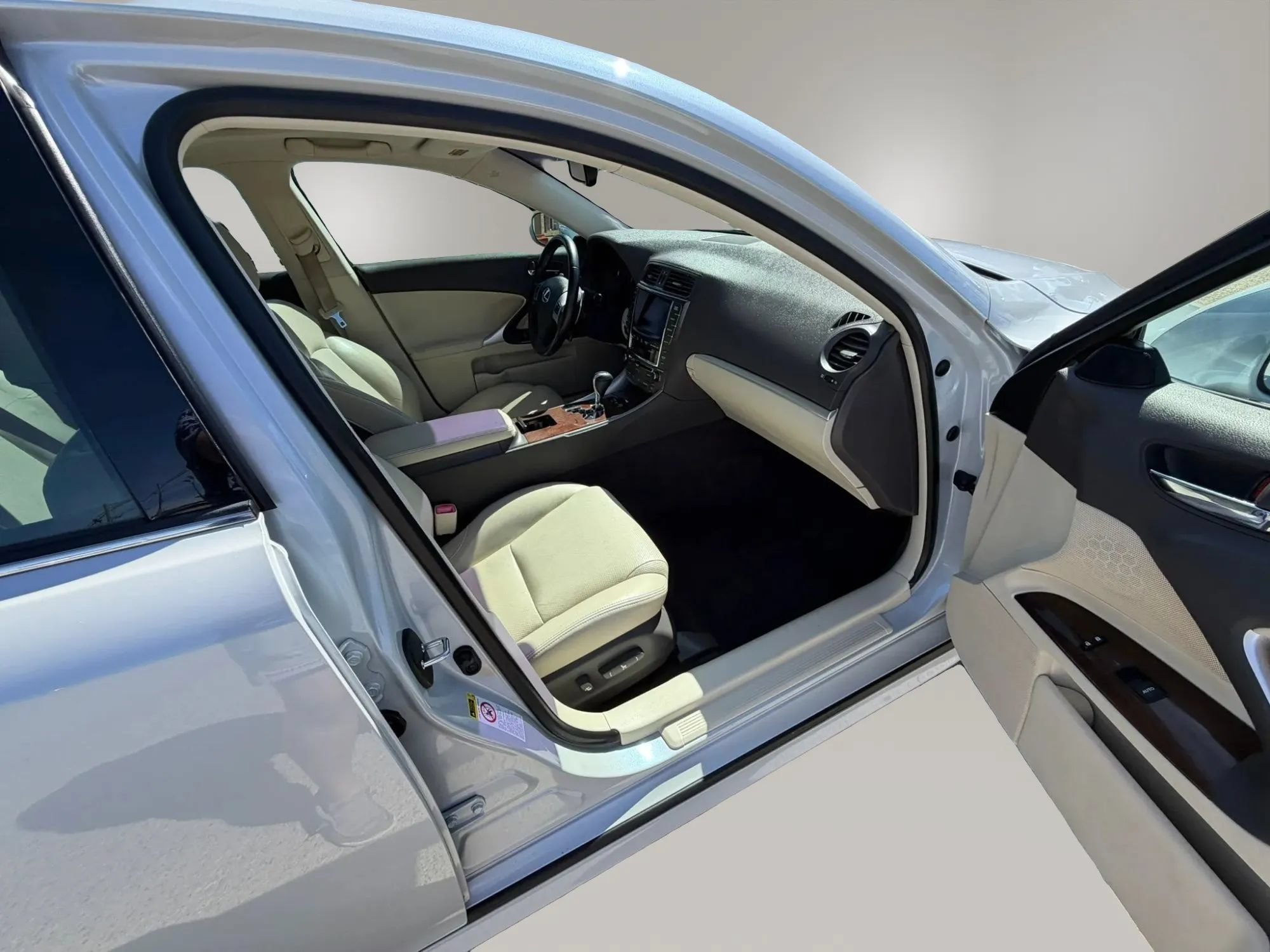 Used 2011 Lexus IS 350 w/ Premium Pkg Value Edition RWD image 12