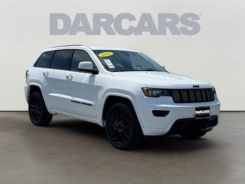 Used 2022 Jeep Grand Cherokee Laredo X AWD/4WD image 1