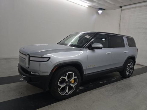 Used 2024 Rivian R1S Adventure image 1