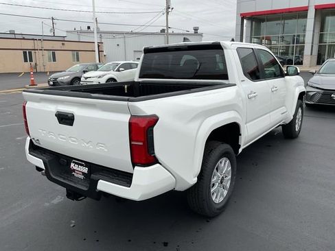 New 2025 Toyota Tacoma SR5 image 6