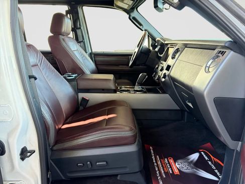 Used 2015 Ford Expedition Platinum AWD/4WD image 20