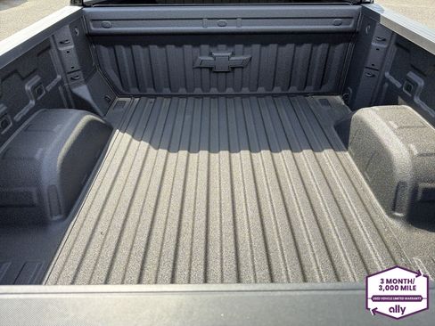 Used 2026 Chevrolet Silverado 1500 LTZ AWD/4WD image 5