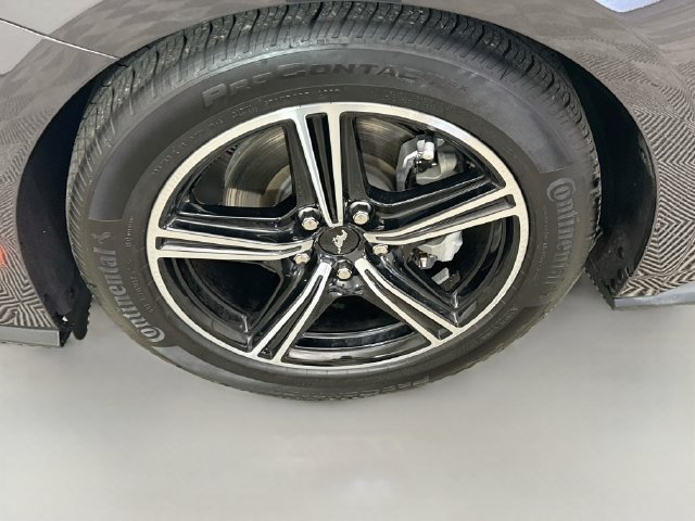 Used 2024 Ford Mustang Coupe RWD image 29