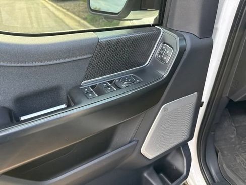 Used 2022 Ford F150 Raptor w/ Equipment Group 801A High AWD/4WD image 9