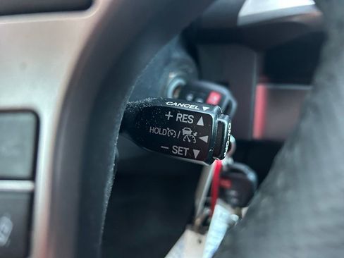 Used 2022 Toyota Tacoma SR5 RWD image 23