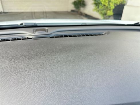 Used 2025 Buick Encore GX Preferred image 18