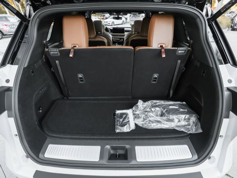 New 2026 INFINITI QX60 Autograph w/ Dark Cargo Package AWD/4WD image 33