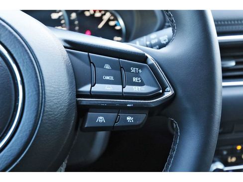 Used 2025 MAZDA CX-5 Signature image 16