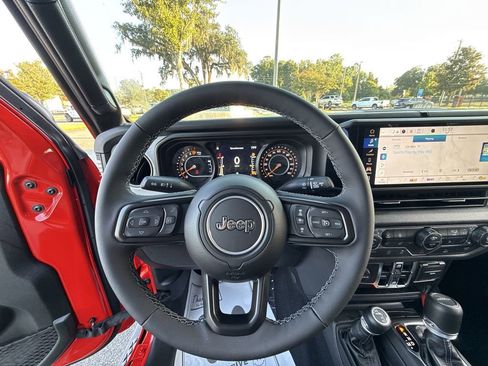 New 2025 Jeep Gladiator Sport image 14