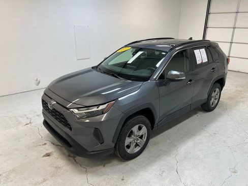 Used 2022 Toyota RAV4 XLE image 6
