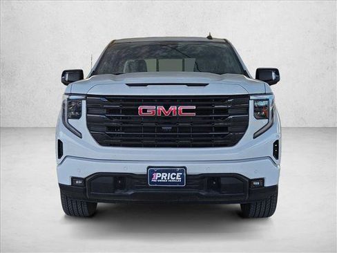 Used 2025 GMC Sierra 1500 Elevation w/ Elevation Premium Package image 2