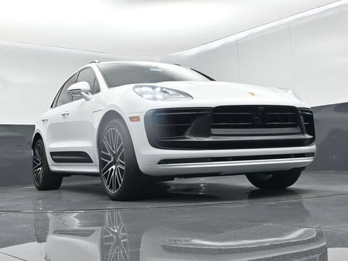 Used 2023 Porsche Macan GTS AWD/4WD image 41