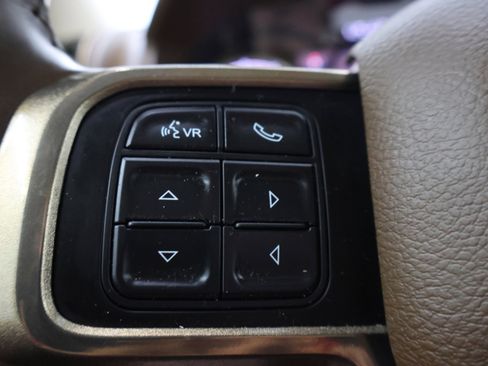 Used 2022 RAM 2500 Limited AWD/4WD image 15
