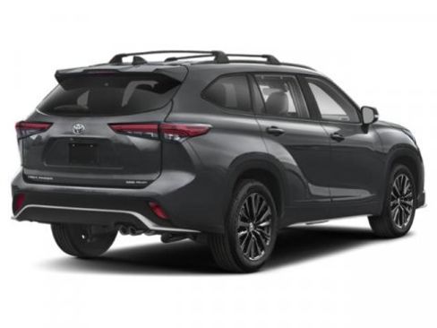 New 2026 Toyota Highlander XSE image 7