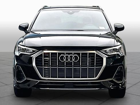 Certified 2025 Audi Q3 2.0T Premium Plus w/ Premium Plus Package AWD/4WD image 4