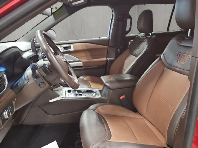 Used 2021 Ford Explorer King Ranch w/ Premium Technology Package AWD/4WD image 12