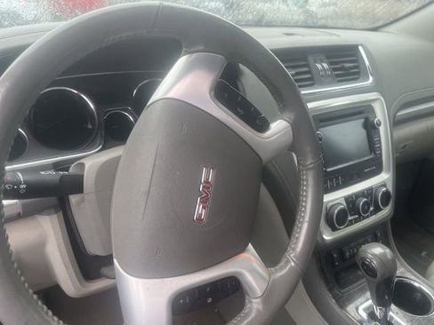 Used 2013 GMC Acadia SLT AWD/4WD image 12