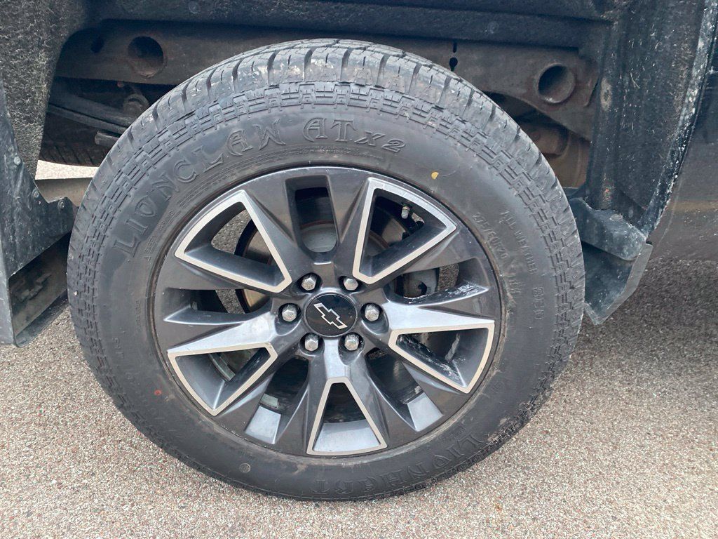 Used 2018 Chevrolet Silverado 1500 High Country AWD/4WD image 8