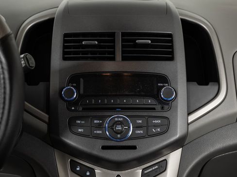 Used 2012 Chevrolet Sonic LT image 34