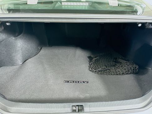 Used 2018 Toyota Camry SE FWD image 26