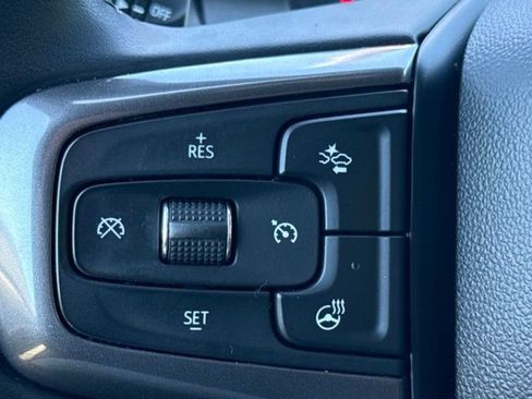 Certified 2025 Chevrolet Silverado 1500 ZR2 AWD/4WD image 23