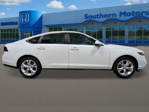 New 2026 Honda Accord SE image 7