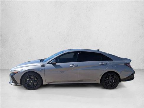 Used 2025 Hyundai Elantra N Line FWD image 9