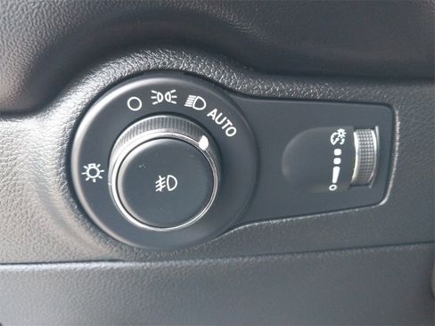 Used 2022 Dodge Durango GT image 20