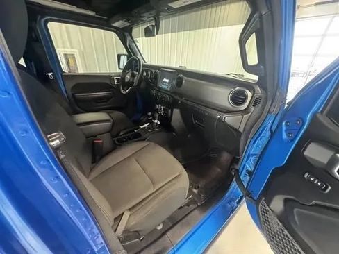 Used 2023 Jeep Wrangler Unlimited Sport AWD/4WD image 21