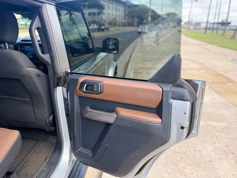 Used 2022 Ford Bronco Outer Banks AWD/4WD image 15