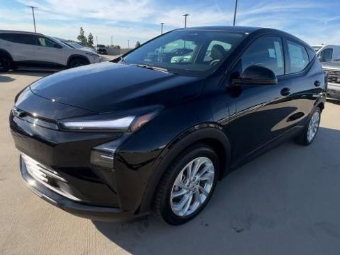 New 2027 Chevrolet Bolt LT w/ Comfort Package image 4