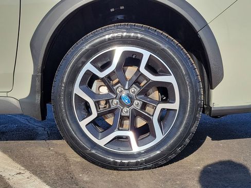 Used 2016 Subaru Crosstrek 2.0i Limited w/ Popular Package #2 image 9