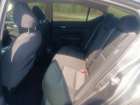 Used 2019 Nissan Altima 2.5 SV FWD image 16