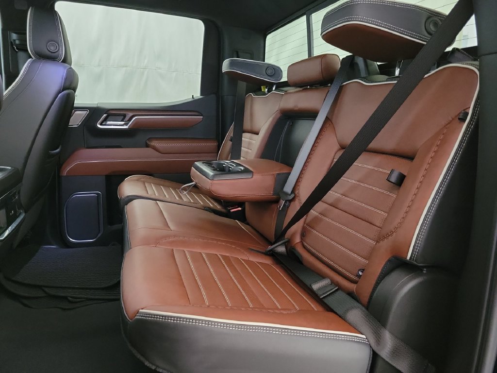 Certified 2025 GMC Sierra 1500 Denali Ultimate AWD/4WD image 12