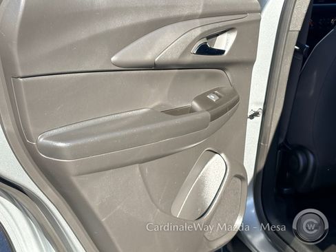 Used 2024 Chevrolet TrailBlazer LT w/ LPO, Blackout Package image 26