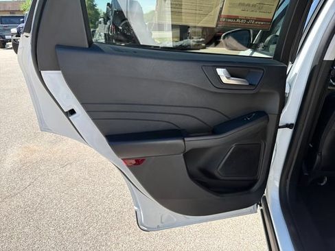 Used 2022 Ford Escape SEL AWD/4WD image 26