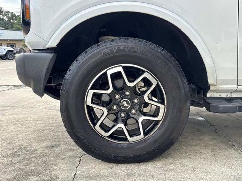 Certified 2022 Ford Bronco Outer Banks AWD/4WD image 3