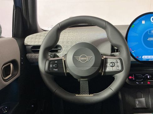 New 2026 MINI Cooper 4-Door Hardtop image 18