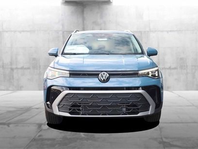 New 2025 Volkswagen Taos SE