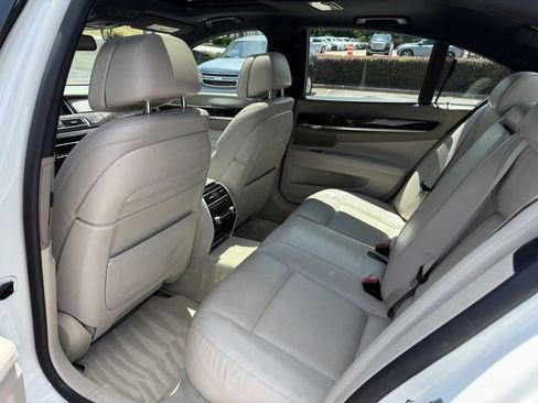 Used 2014 BMW 740i RWD image 19