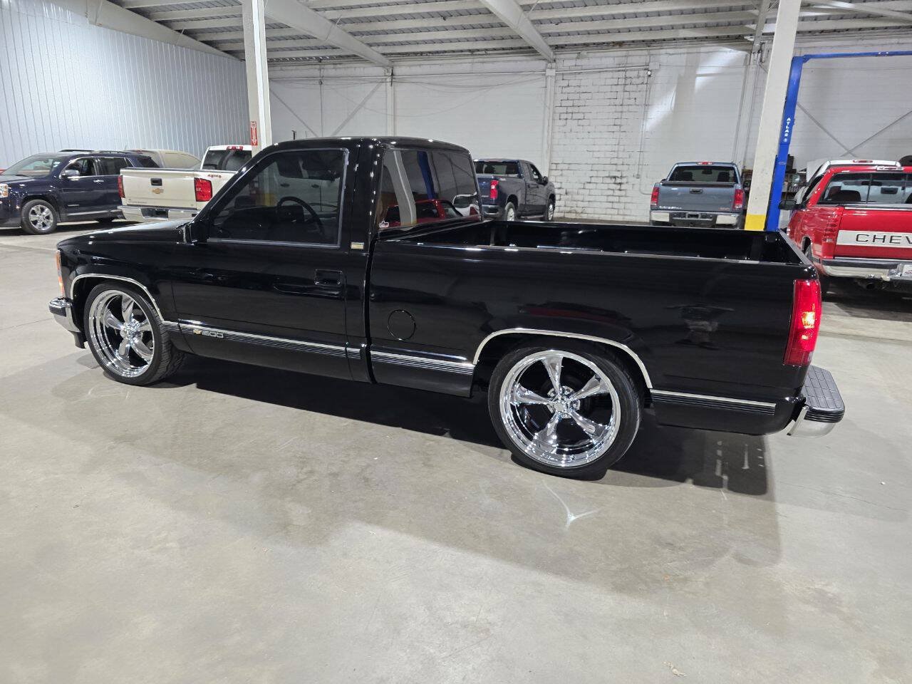 Used 1990 Chevrolet Silverado 1500 2WD Regular Cab image 7