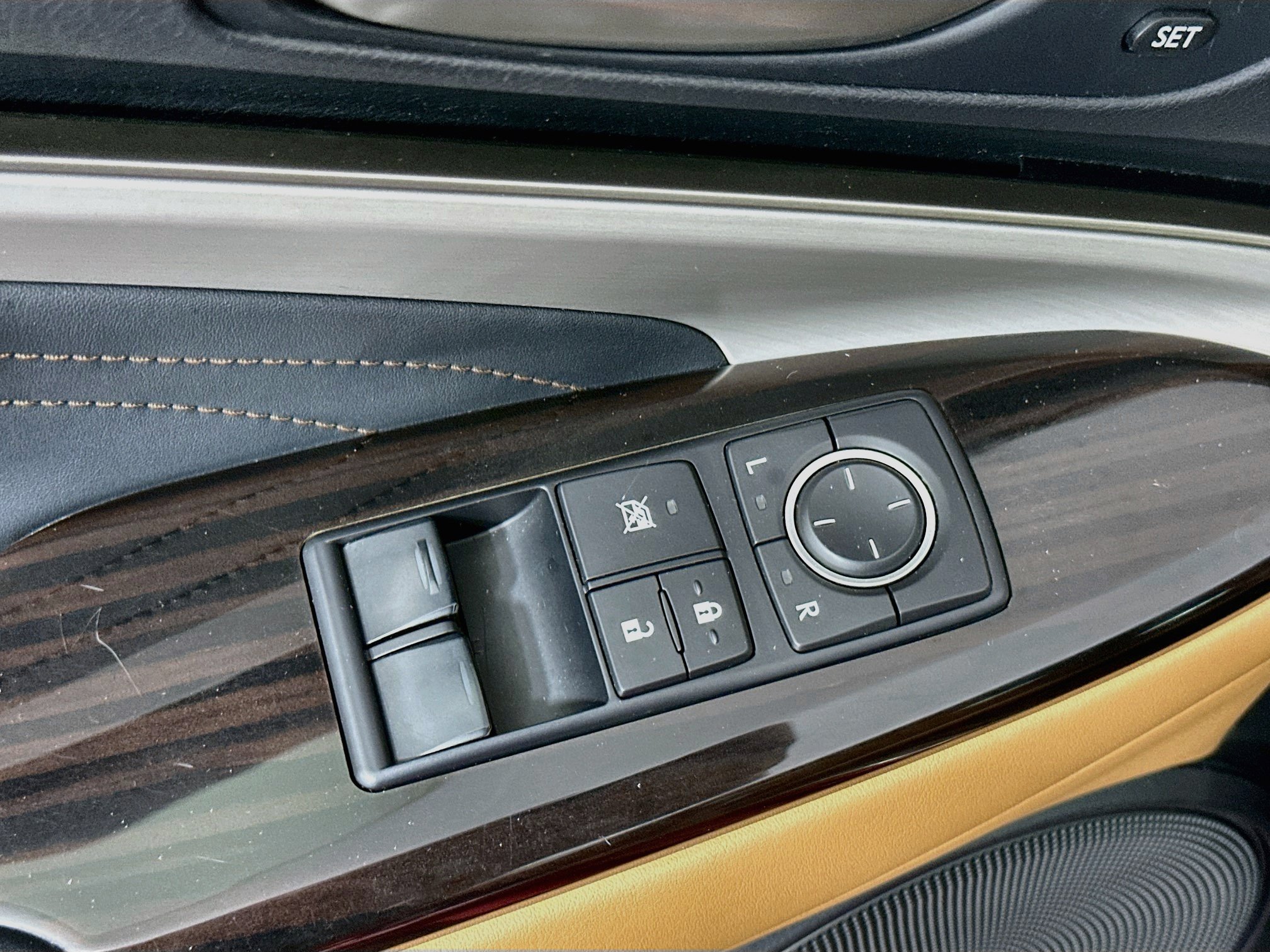 Used 2015 Lexus RC 350 AWD w/ Luxury Package image 15