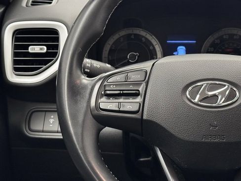 Used 2022 Hyundai Venue Limited w/ Cargo Package image 27